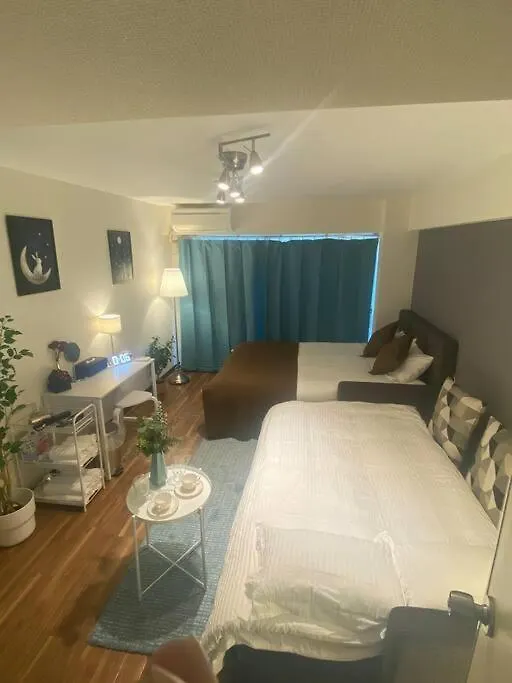 新宿歌舞伎町new Design Apartment！駅3分钟！最大5人可！無料モバイルwi-Fi！ Tokyo Apartment