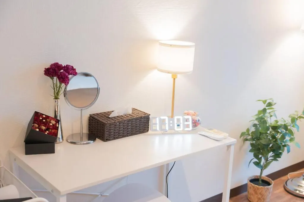 新宿歌舞伎町new Design Apartment！駅3分钟！最大5人可！無料モバイルwi-Fi！ Tokyo Apartment