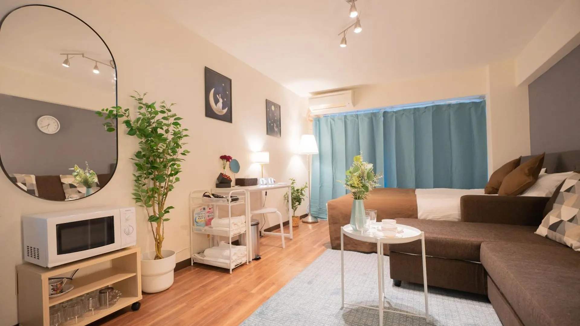 新宿歌舞伎町new Design Apartment！駅3分钟！最大5人可！無料モバイルwi-Fi！ Tokyo Japan